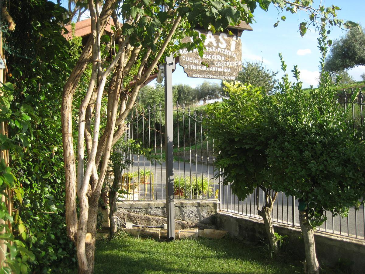 Oasi Del Lago Regalbuto Bagian luar foto