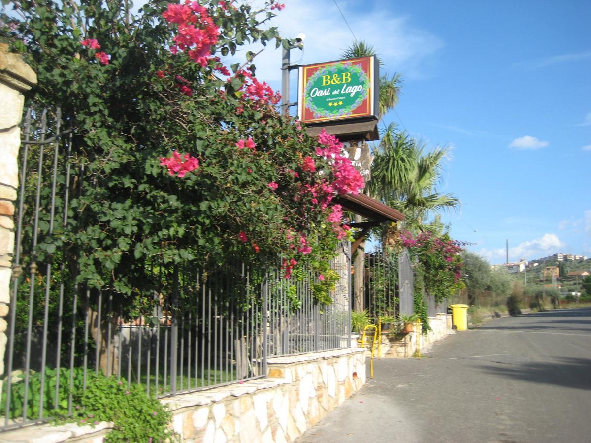 Oasi Del Lago Regalbuto Bagian luar foto