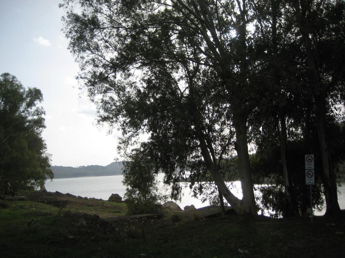 Oasi Del Lago Regalbuto Bagian luar foto